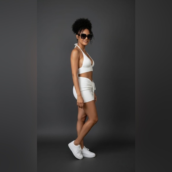 Sunset Seduction Set - Picture 9 of 16